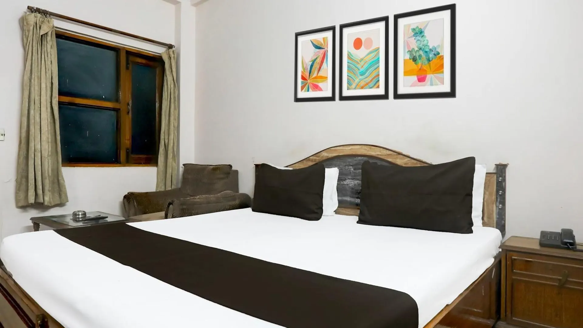 Hotel O Golden Δελχί