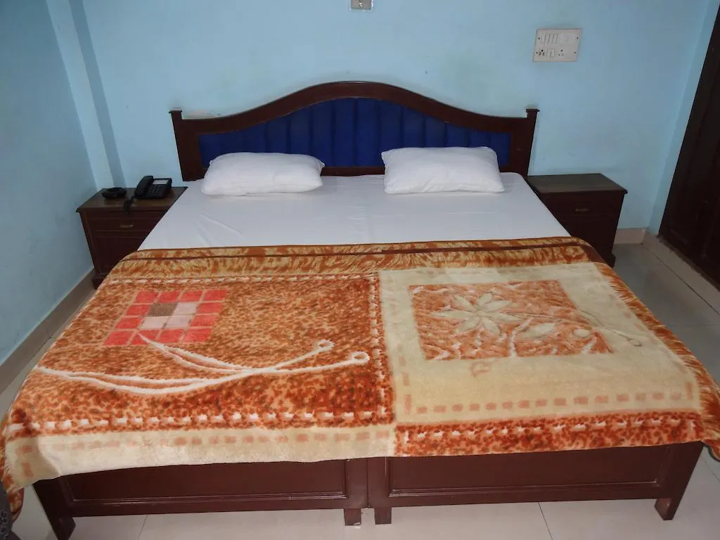 Hotel O Golden Δελχί